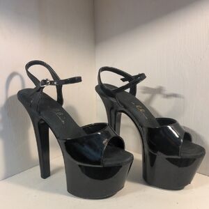 Elegant Black Platform Heels